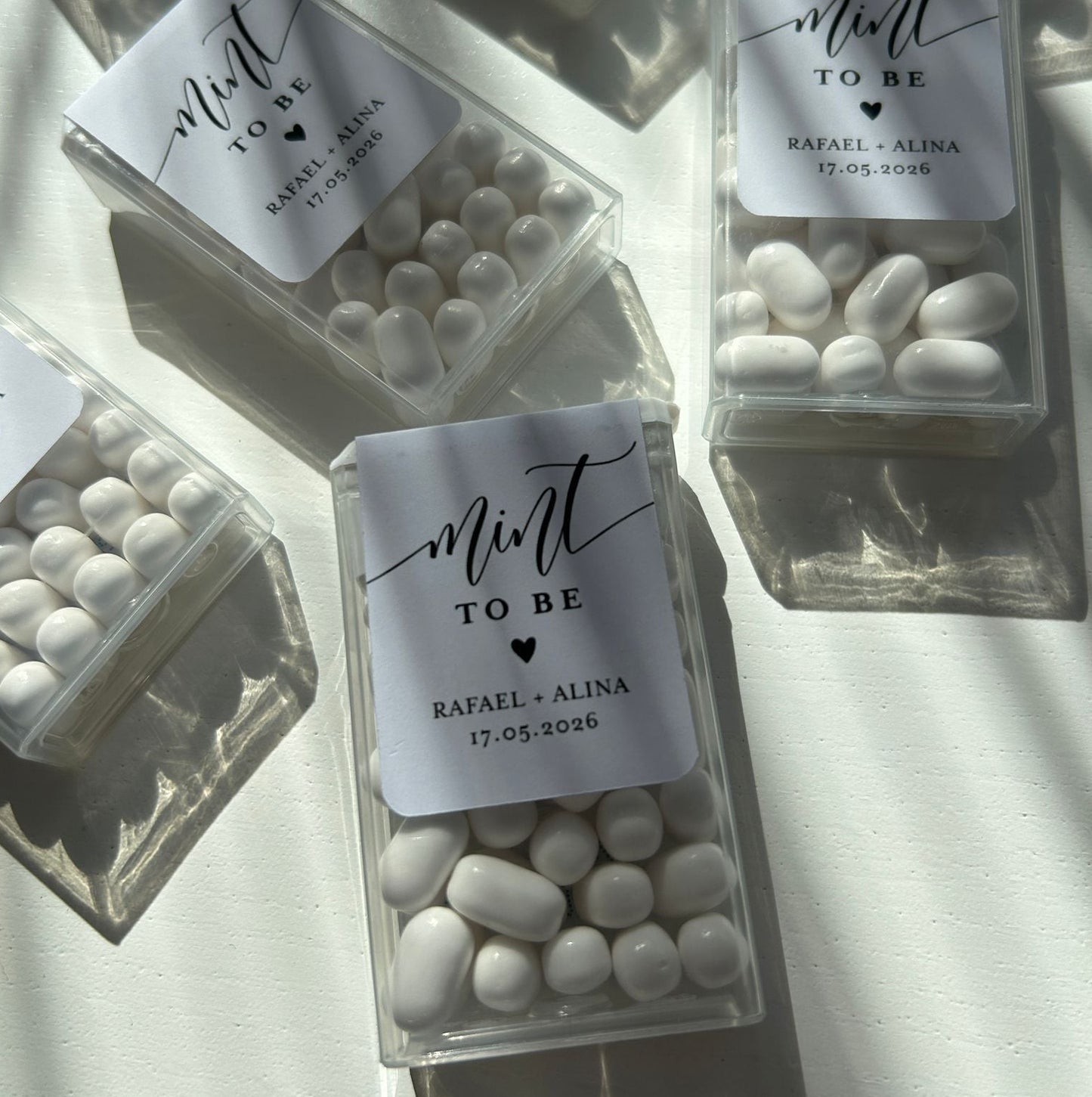 Mărturii „Mint To Be” personalizate pentru nuntă 🍬